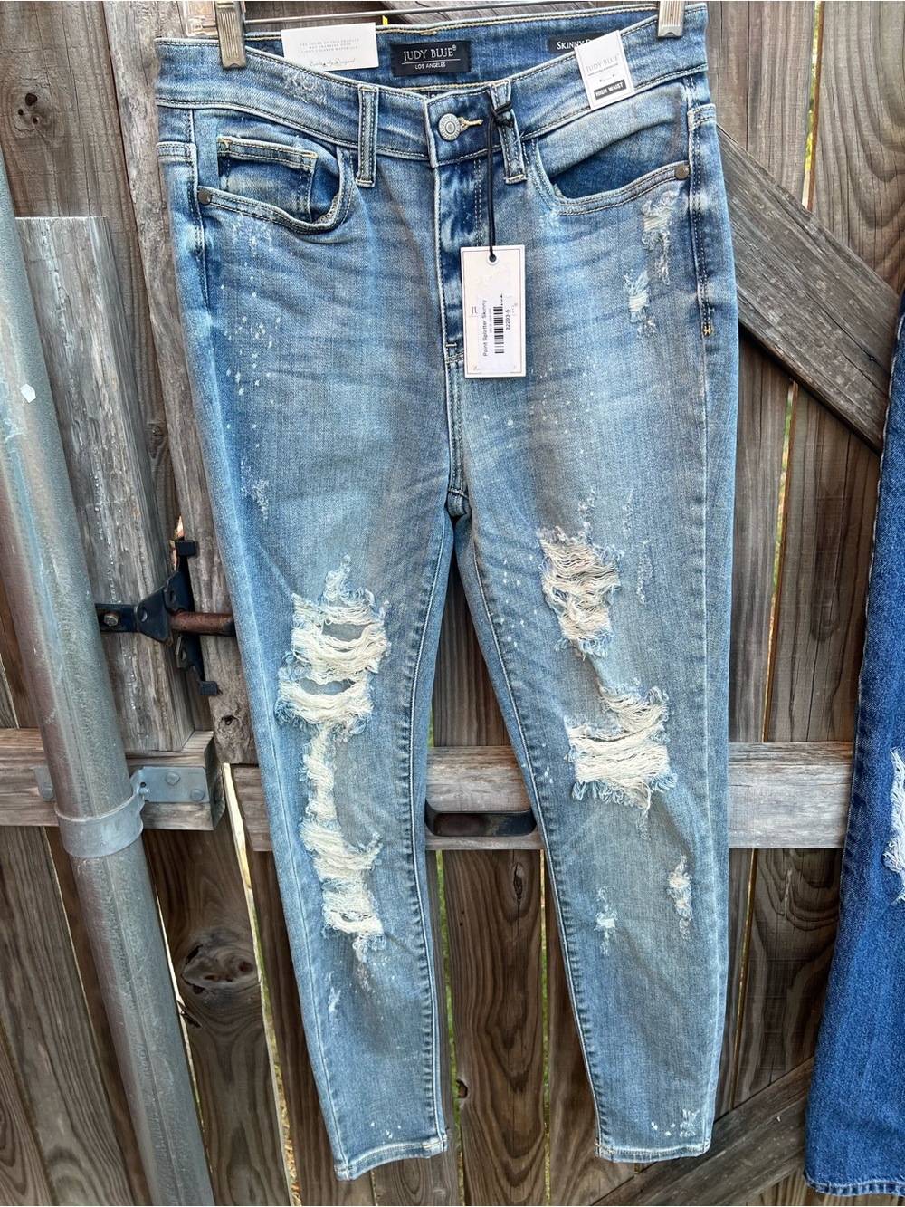 Judy Blue Distressed Light Blue paint splatter Skinny Jeans - Picture 2 of 11